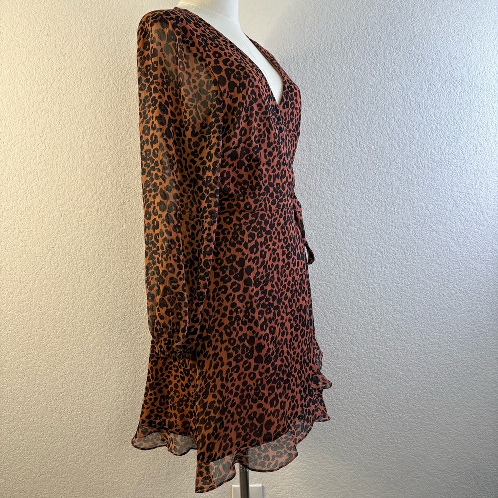 Gianni Bini Leopard Chiffon Wrap Dress Medium - Picture 3 of 8